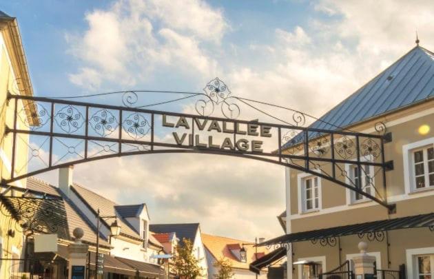 Suite Villanova Near Disneyland Paris Chessy  Esterno foto